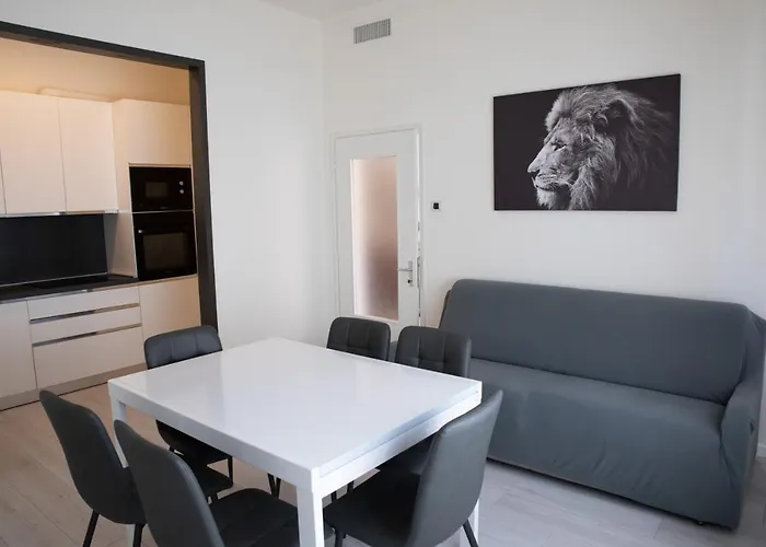 アパート House Anna メストレ