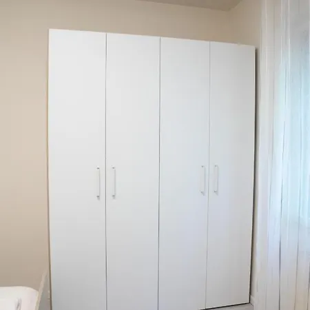 Apartment House Anna