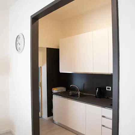House Anna מסטרה