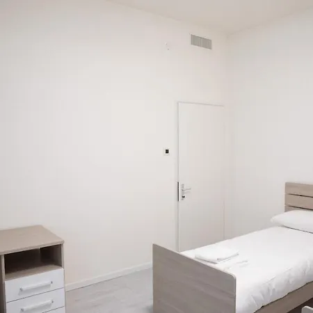 House Anna מסטרה
